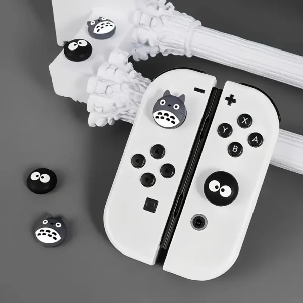 fd140e40-7fb9-41d9-b4a5-e296b46286bd.webp Silicone Thumb Grips for Nintendo Switch